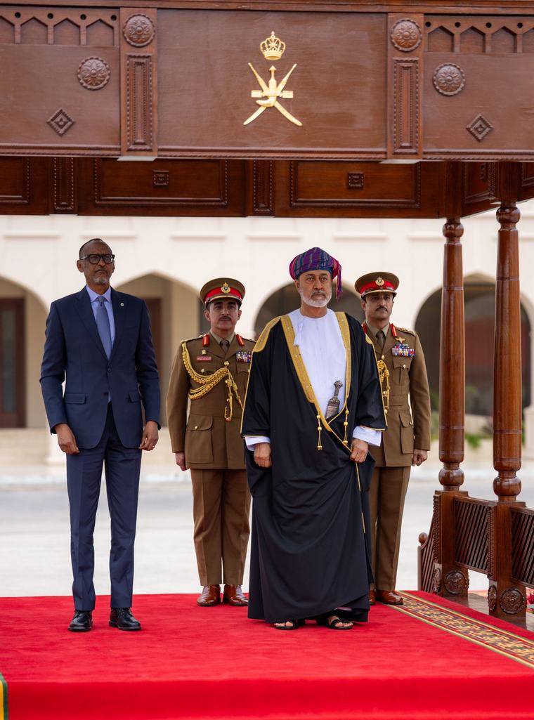 UPDATED: Perezida Paul Kagame yageze i Salalah, Oman – AMAFOTO